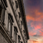 Tramonto fra i palazzi nel centro di Roma: Stampa d'Arredo Fotografica Fine Art